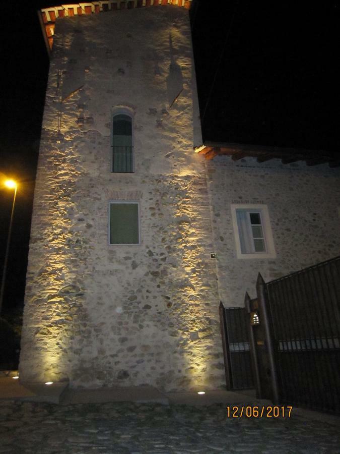 Casa Torre Allera Cuneo Luaran gambar